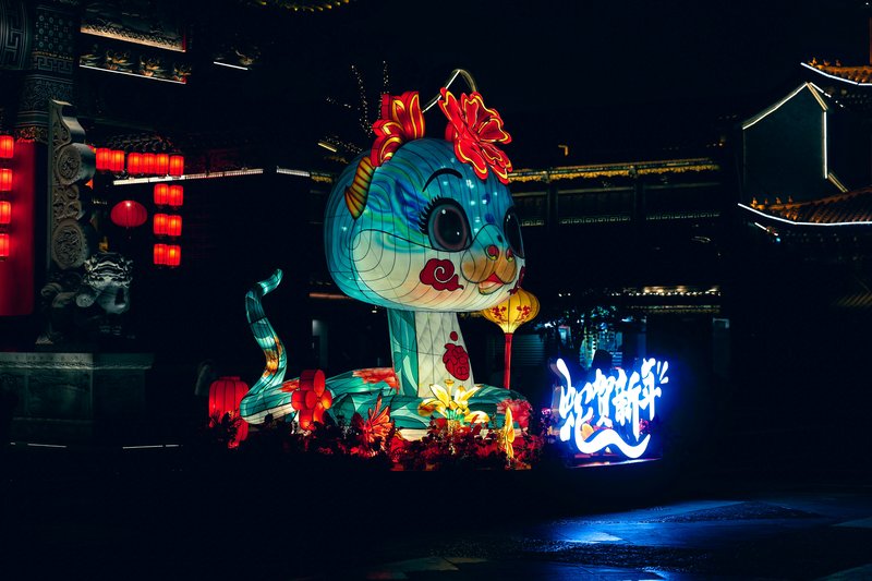 贴春联技巧配图2